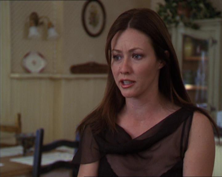 Charmed-Online-dot-322AllHellBreaksLoose0716.jpg