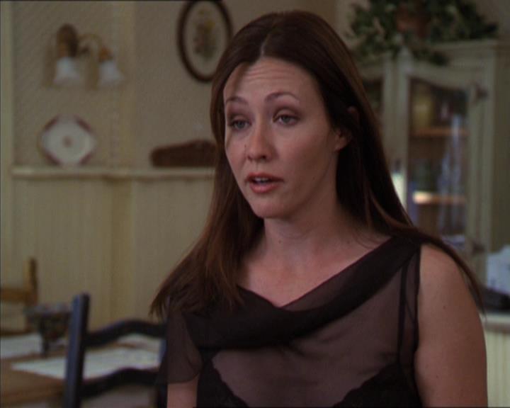 Charmed-Online-dot-322AllHellBreaksLoose0722.jpg