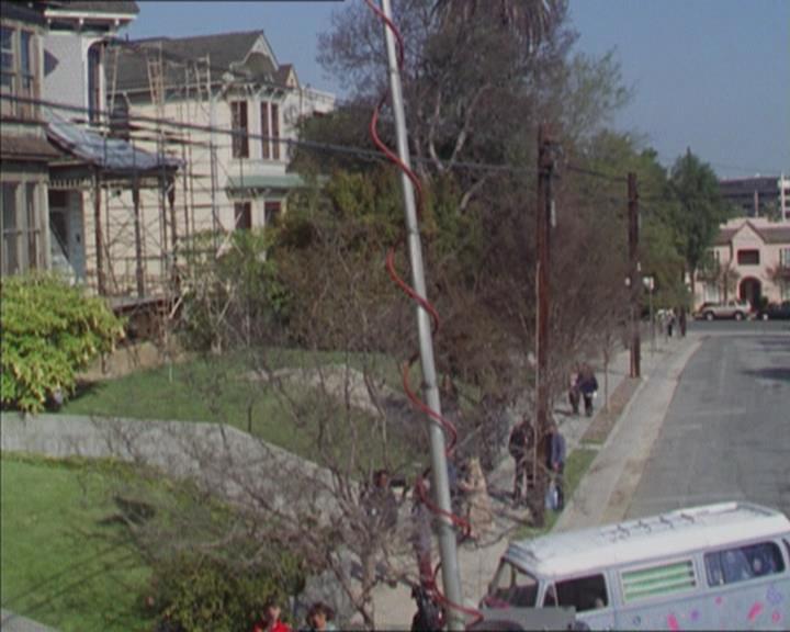 Charmed-Online-dot-322AllHellBreaksLoose0782.jpg