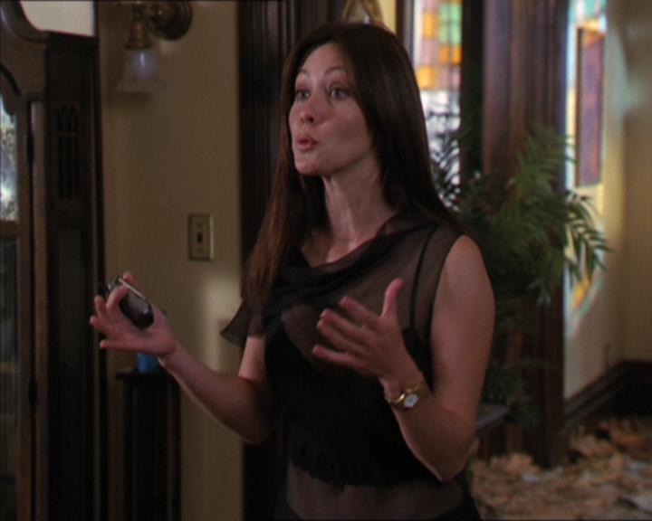Charmed-Online-dot-322AllHellBreaksLoose0814.jpg