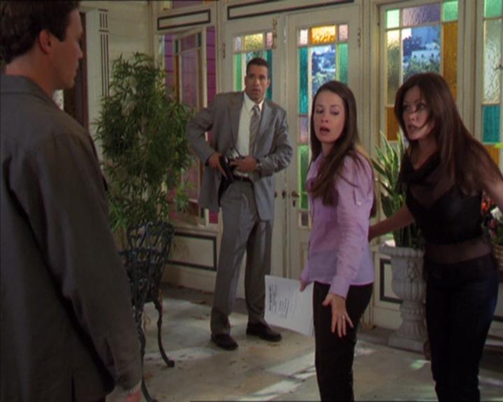 Charmed-Online-dot-322AllHellBreaksLoose1320.jpg
