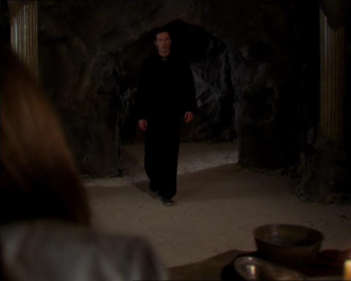 Charmed-Online-dot-322AllHellBreaksLoose1383.jpg