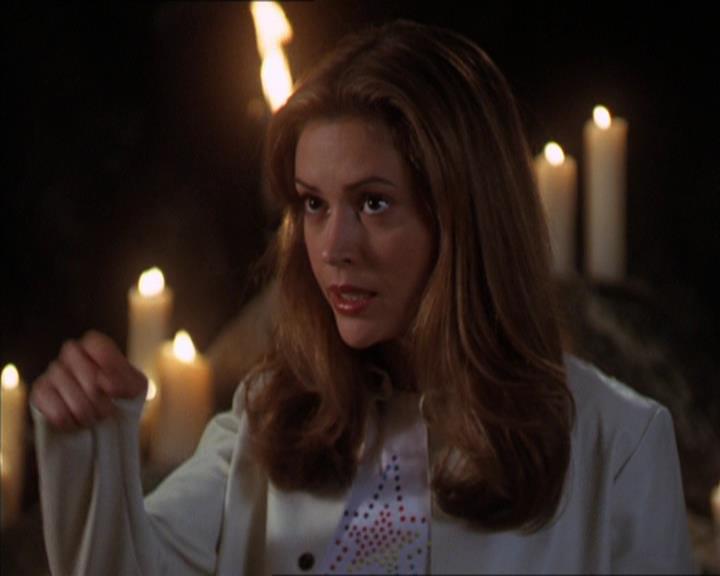 Charmed-Online-dot-322AllHellBreaksLoose1407.jpg