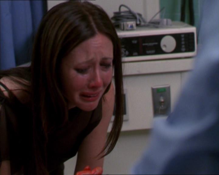 Charmed-Online-dot-322AllHellBreaksLoose1823.jpg