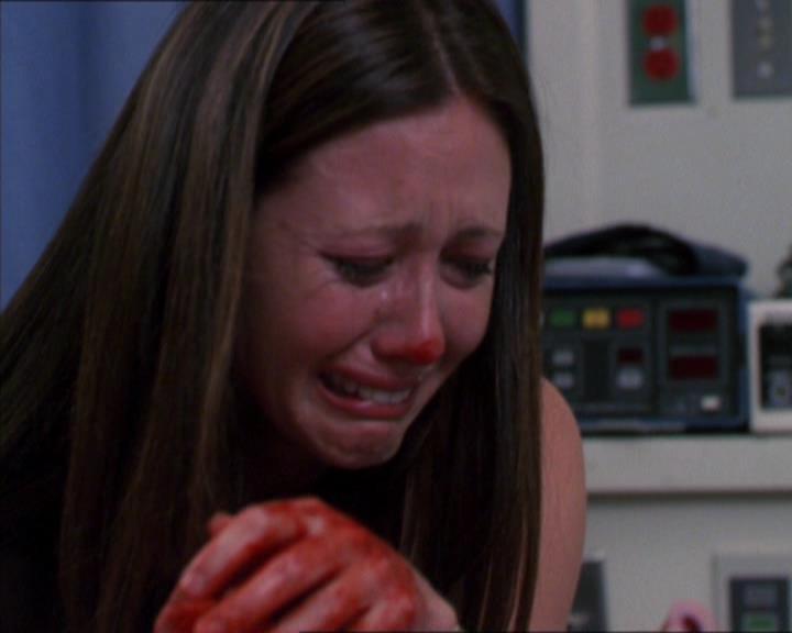 Charmed-Online-dot-322AllHellBreaksLoose1880.jpg