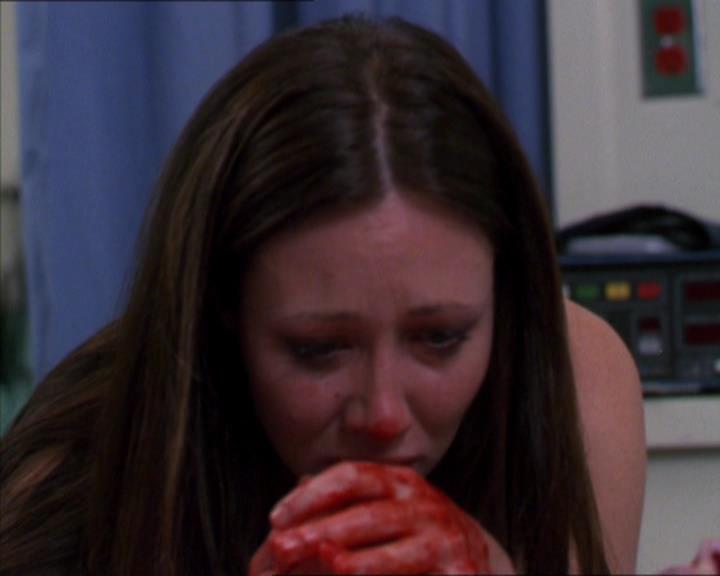 Charmed-Online-dot-322AllHellBreaksLoose1889.jpg