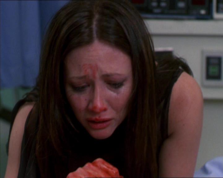 Charmed-Online-dot-322AllHellBreaksLoose1915.jpg
