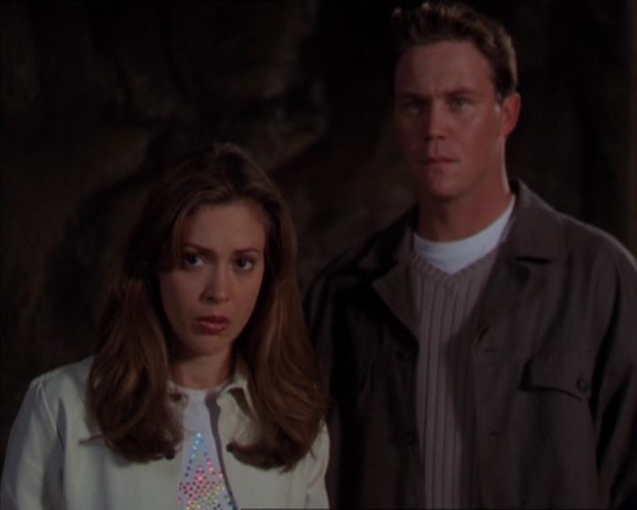 Charmed-Online-dot-322AllHellBreaksLoose1939.jpg