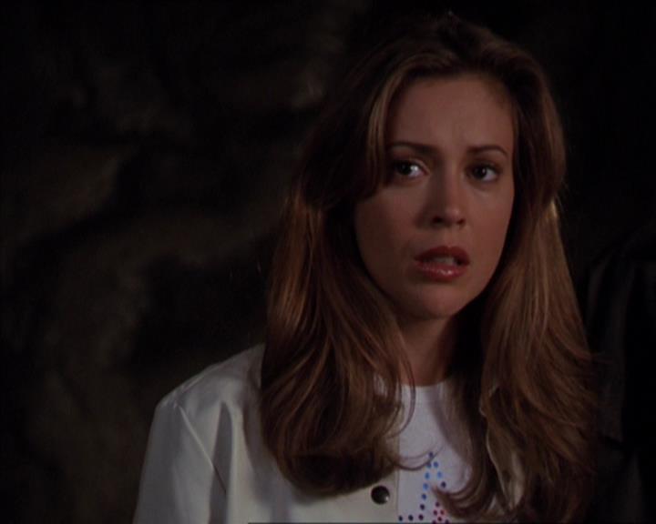 Charmed-Online-dot-322AllHellBreaksLoose1965.jpg