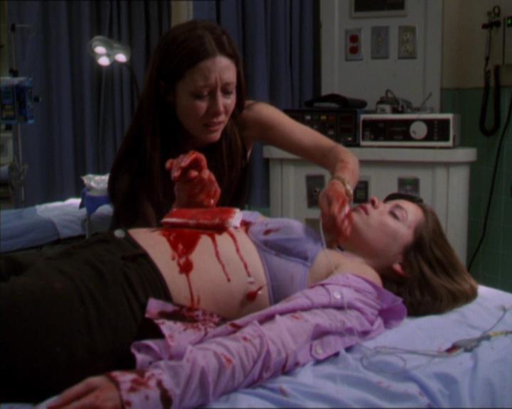 Charmed-Online-dot-322AllHellBreaksLoose1995.jpg