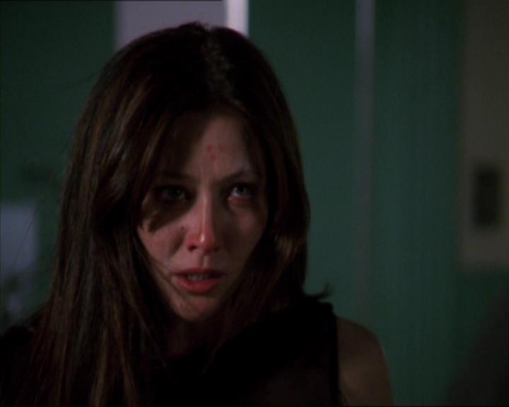 Charmed-Online-dot-322AllHellBreaksLoose2032.jpg