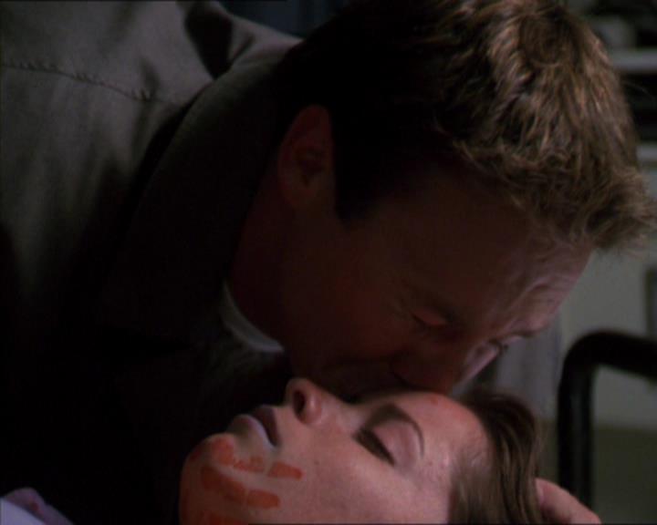 Charmed-Online-dot-322AllHellBreaksLoose2044.jpg