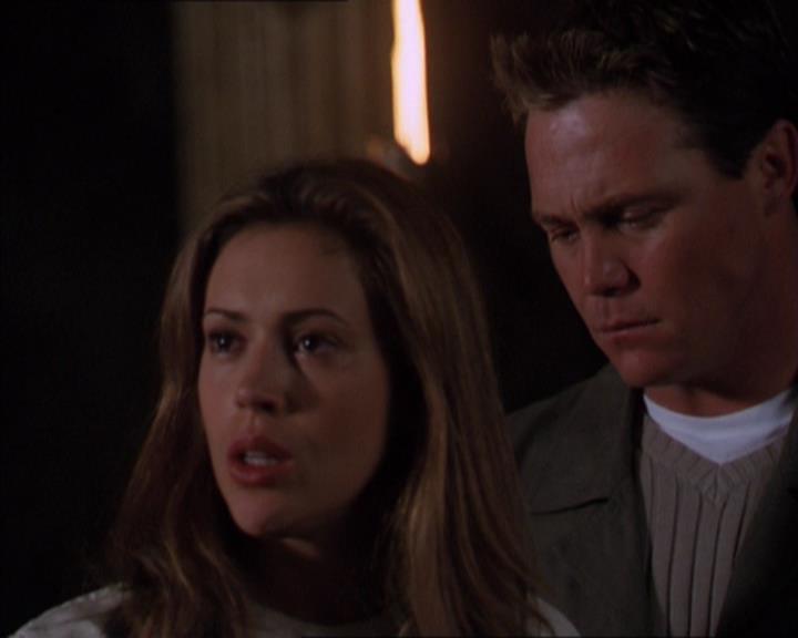 Charmed-Online-dot-322AllHellBreaksLoose2105.jpg