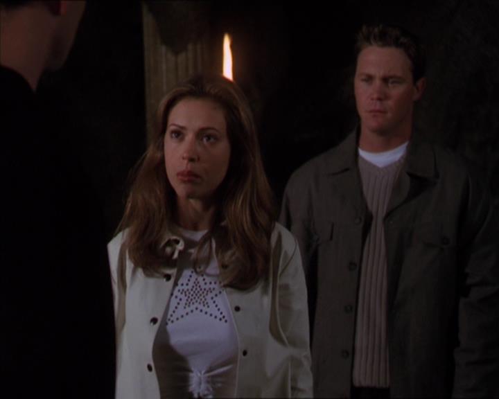 Charmed-Online-dot-322AllHellBreaksLoose2119.jpg