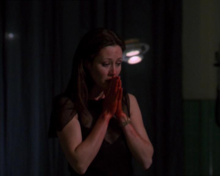 Charmed-Online-dot-322AllHellBreaksLoose2205.jpg