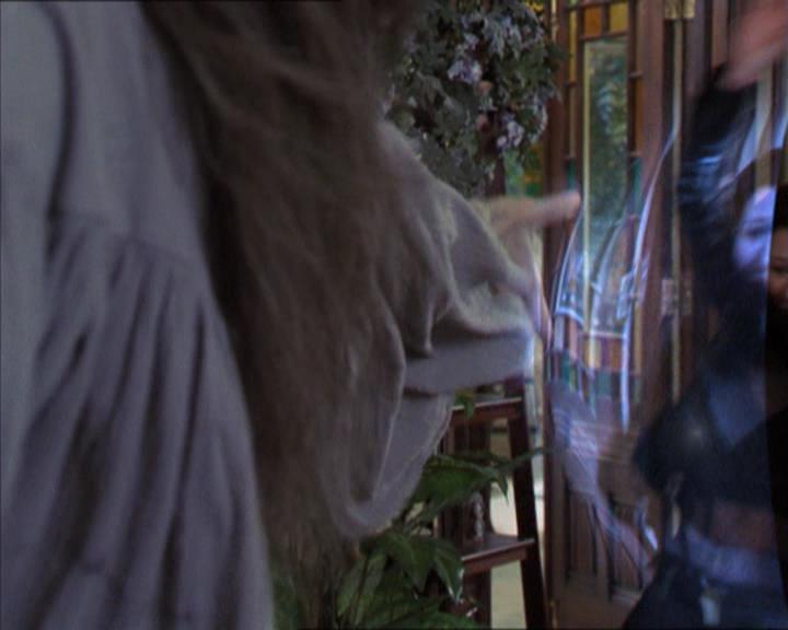 Charmed-Online-dot-322AllHellBreaksLoose2276.jpg