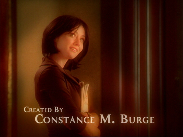 charmed-online_dot_net_OpeningCreditsS3-00056.png