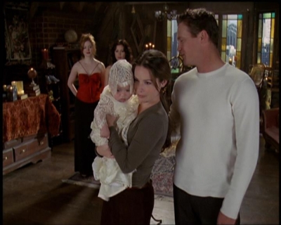 Charmed-Online-dot-net_5x21NecromancingTheStone2479.jpg