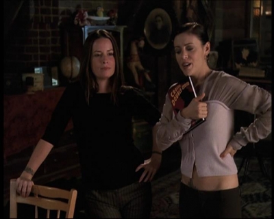 Charmed-Online-dot-net_708CharmedNoir2326.jpg