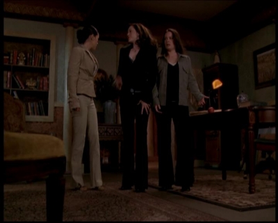 Charmed-Online-dot-722SomethingWiccaThisWayGoes0005.jpg