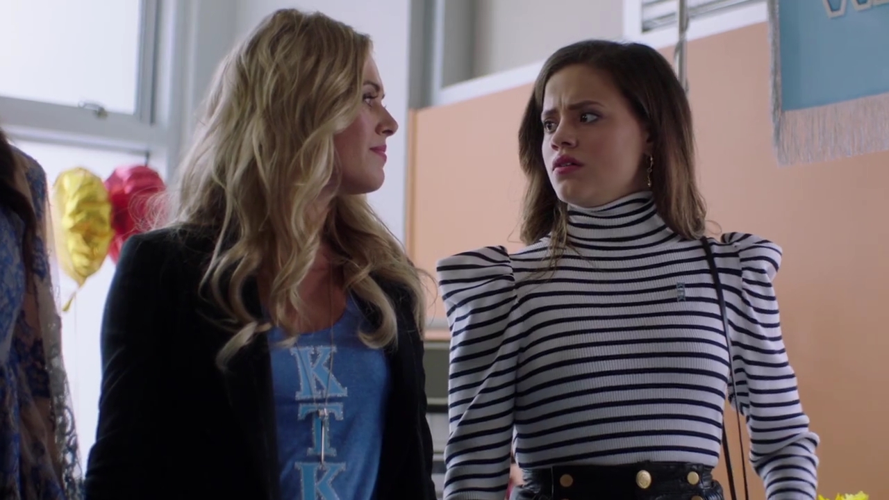 Charmed-Online-dot-nl_Charmed-1x02LetThisMotherOut00468.jpg Charmed-Online-dot-nl_Charmed-1x02LetThisMotherOut00468.jpg