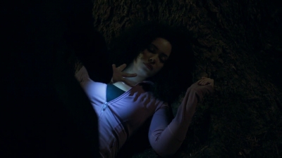 Charmed-Online-dot-nl_Charmed-1x03SweetTooth02110.jpg