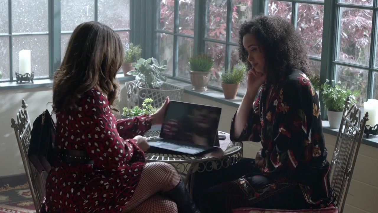 Charmed-Online-dot-nl_Charmed-1x05OtherWoman00630.jpg Charmed-Online-dot-nl_Charmed-1x05OtherWoman00630.jpg