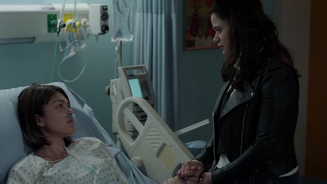 Charmed-Online-dot-nl_Charmed-1x05OtherWoman01206.jpg Charmed-Online-dot-nl_Charmed-1x05OtherWoman01206.jpg