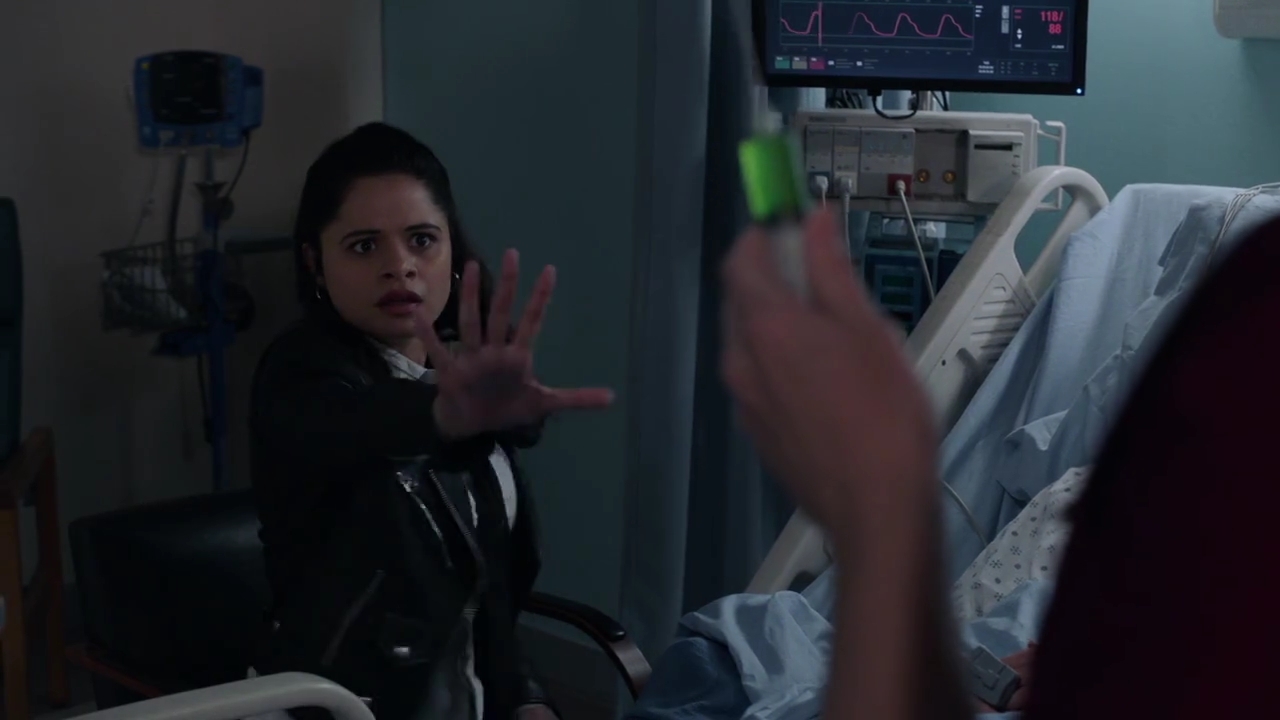 Charmed-Online-dot-nl_Charmed-1x05OtherWoman01377.jpg Charmed-Online-dot-nl_Charmed-1x05OtherWoman01377.jpg