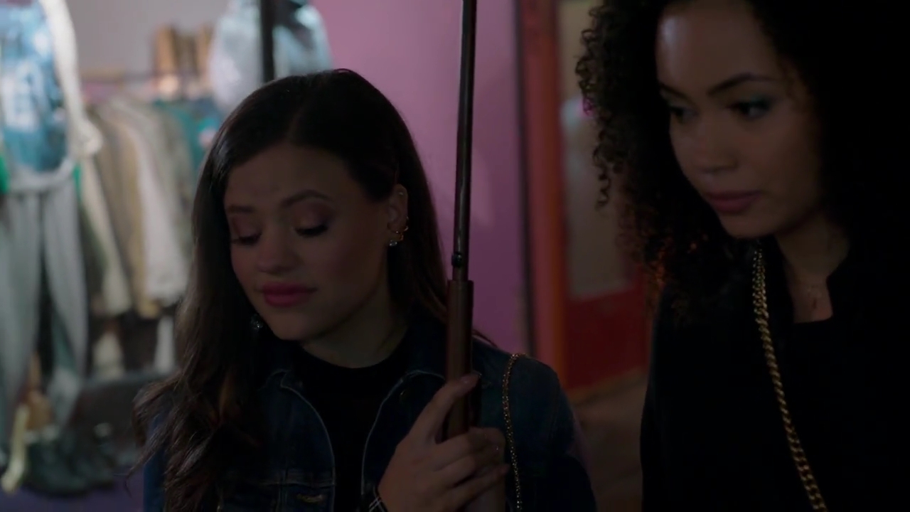 Charmed-Online-dot-nl_Charmed-1x05OtherWoman01637.jpg Charmed-Online-dot-nl_Charmed-1x05OtherWoman01637.jpg