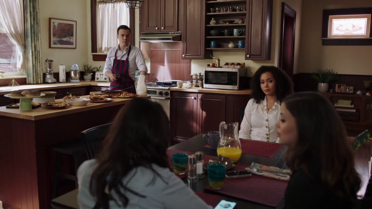 Charmed-Online-dot-nl_Charmed-1x05OtherWoman02076.jpg Charmed-Online-dot-nl_Charmed-1x05OtherWoman02076.jpg