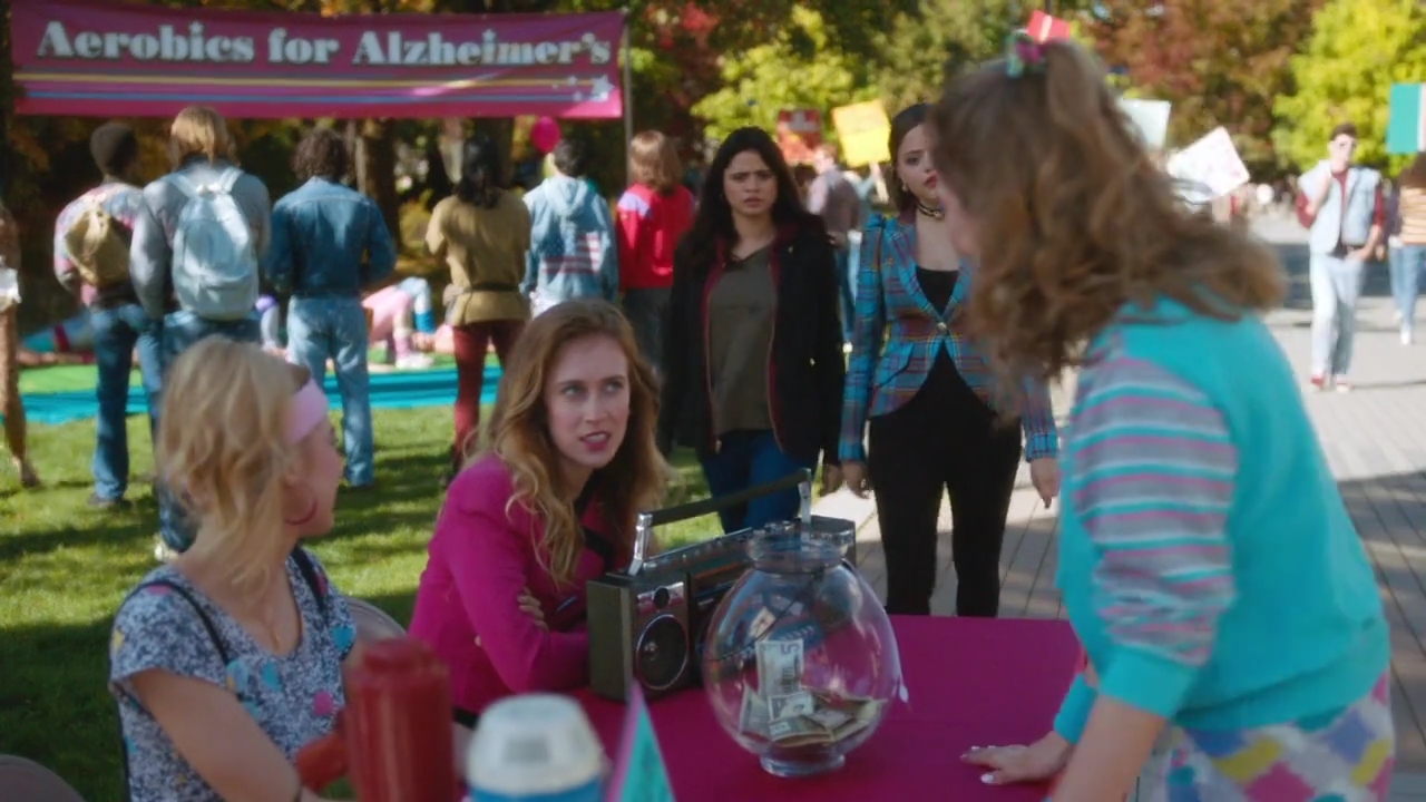 Charmed-Online-dot-nl_Charmed-1x06KappaSpirit00797.jpg