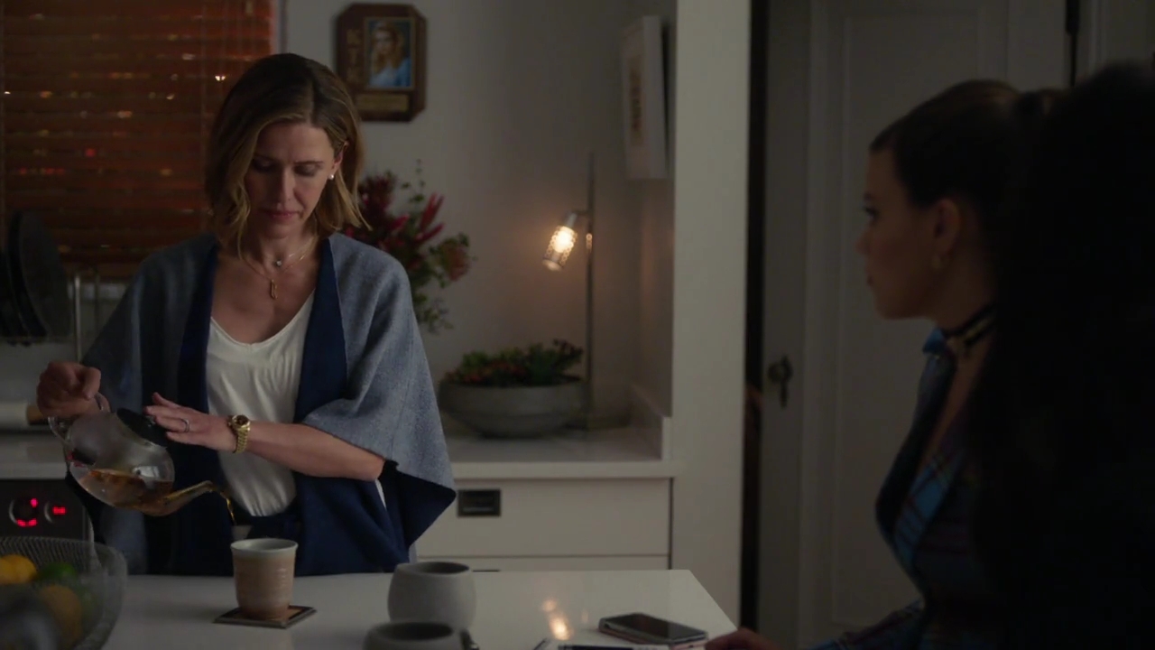 Charmed-Online-dot-nl_Charmed-1x06KappaSpirit01567.jpg