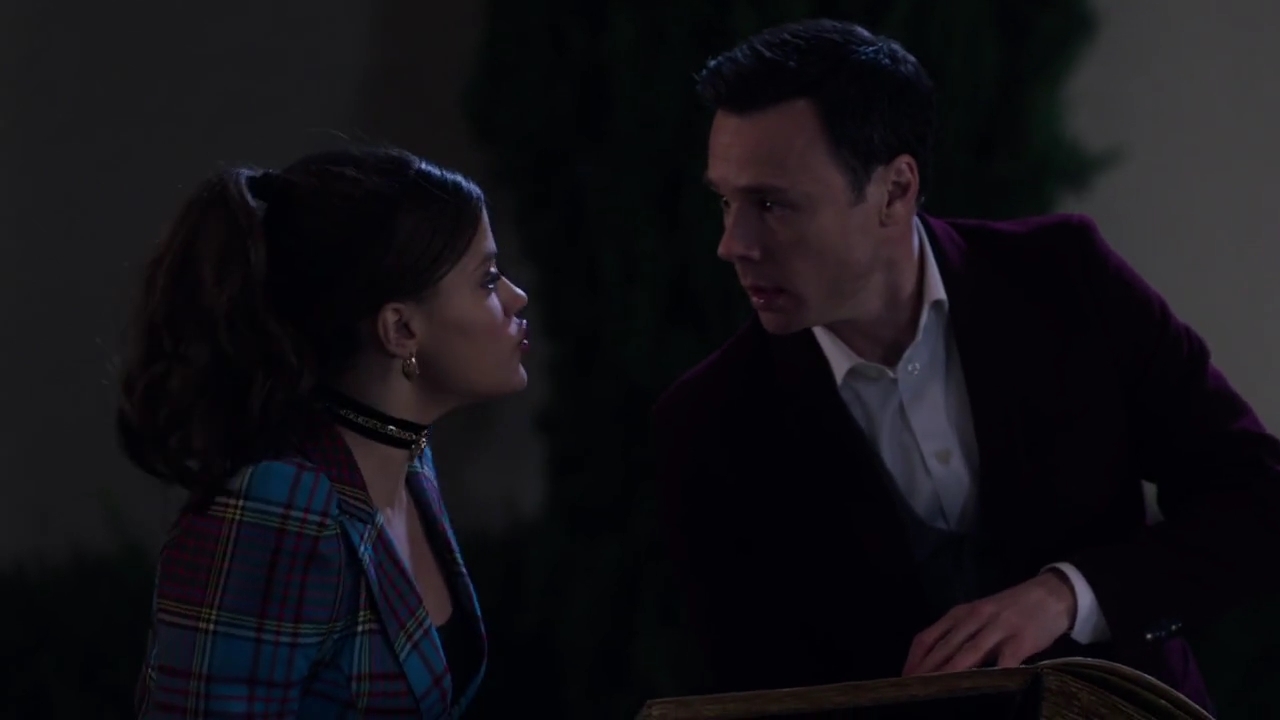 Charmed-Online-dot-nl_Charmed-1x06KappaSpirit01899.jpg