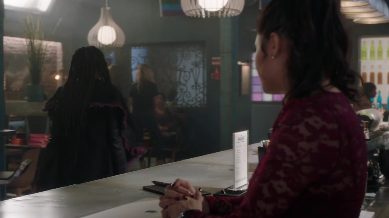 Charmed-Online-dot-nl_Charmed-1x07OutofScythe00472.jpg