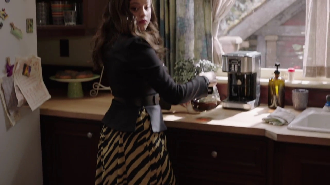 Charmed-Online-dot-nl_Charmed-1x07OutofScythe00486.jpg