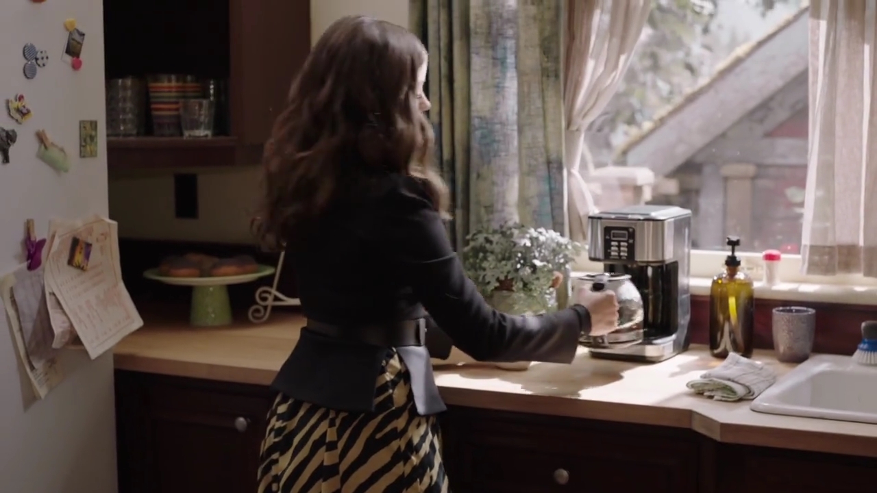 Charmed-Online-dot-nl_Charmed-1x07OutofScythe00487.jpg