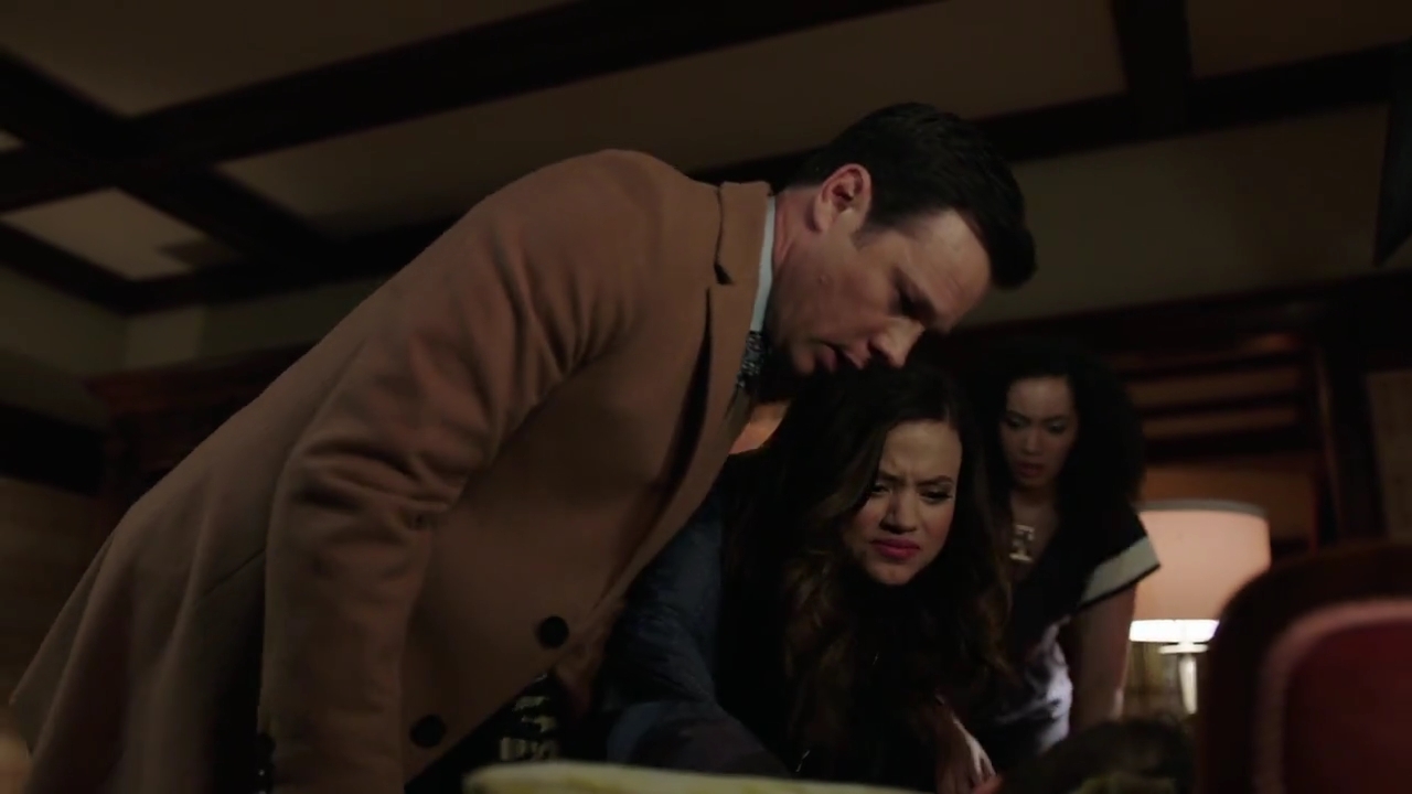 Charmed-Online-dot-nl_Charmed-1x07OutofScythe00543.jpg