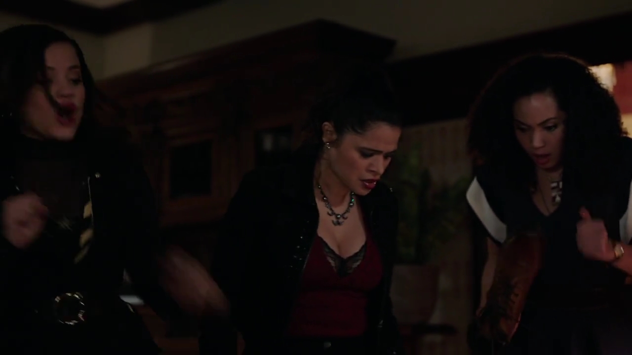 Charmed-Online-dot-nl_Charmed-1x07OutofScythe00550.jpg