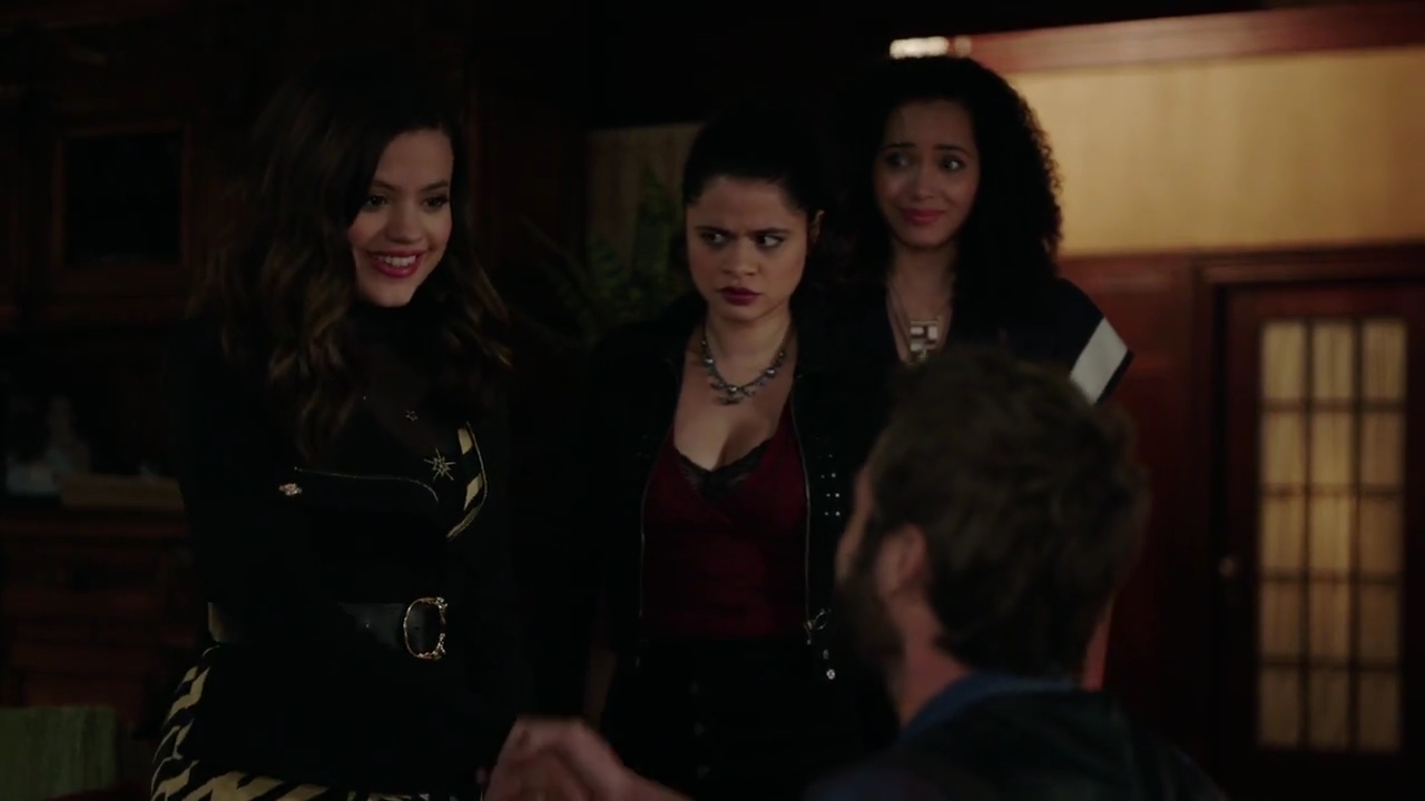 Charmed-Online-dot-nl_Charmed-1x07OutofScythe00600.jpg