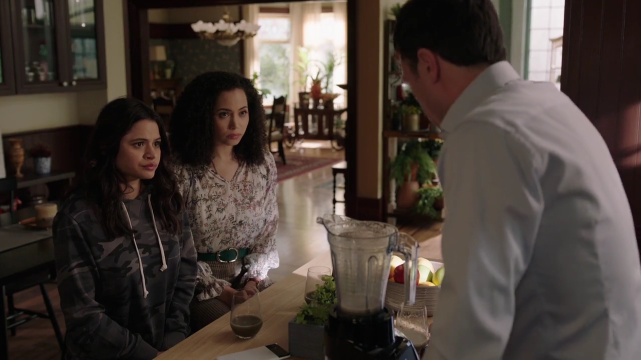 Charmed-Online-dot-nl_Charmed-1x07OutofScythe00834.jpg