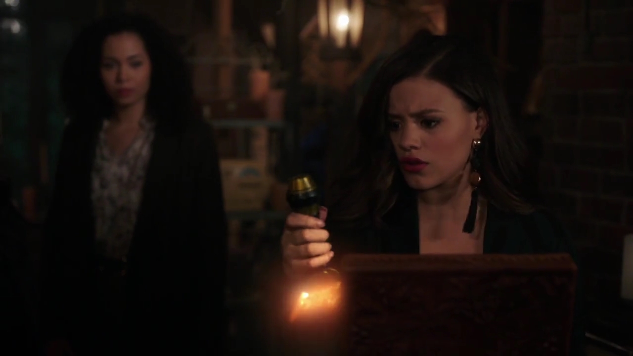 Charmed-Online-dot-nl_Charmed-1x07OutofScythe01470.jpg