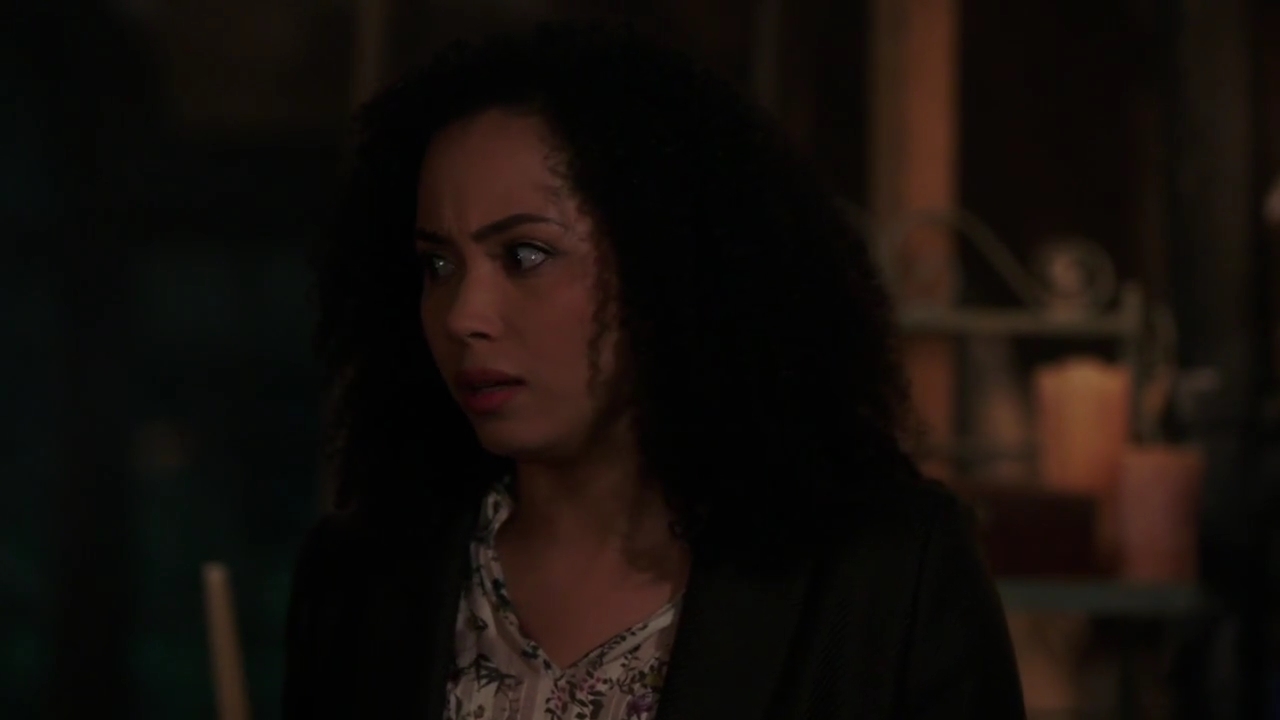 Charmed-Online-dot-nl_Charmed-1x07OutofScythe01530.jpg
