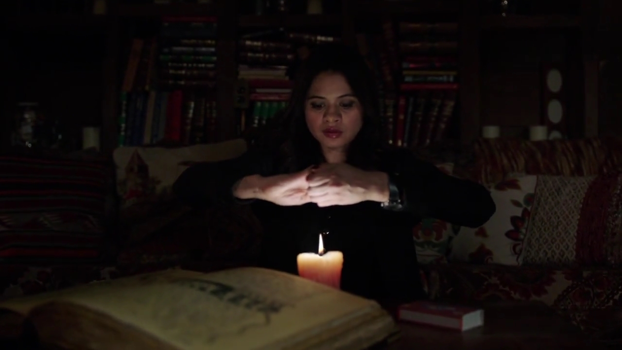 Charmed-Online-dot-nl_Charmed-1x07OutofScythe01588.jpg