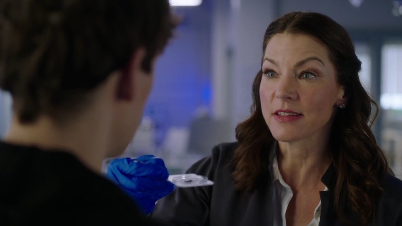 Charmed-Online-dot-nl_Charmed-1x09JingleHell00467.jpg Charmed-Online-dot-nl_Charmed-1x09JingleHell00467.jpg