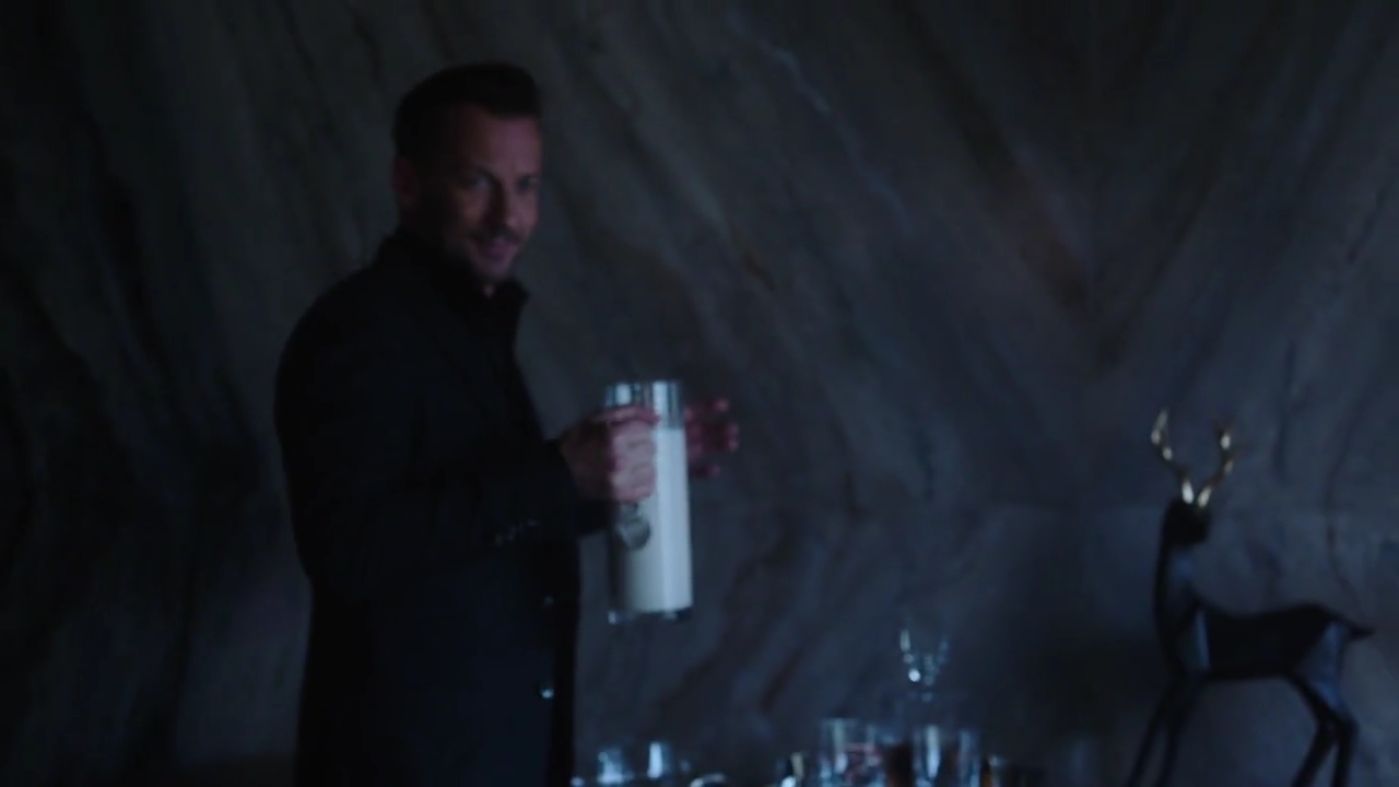 Charmed-Online-dot-nl_Charmed-1x09JingleHell00531.jpg Charmed-Online-dot-nl_Charmed-1x09JingleHell00531.jpg