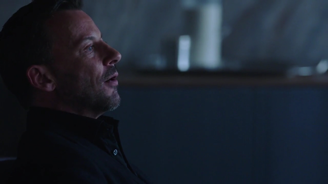 Charmed-Online-dot-nl_Charmed-1x09JingleHell00563.jpg Charmed-Online-dot-nl_Charmed-1x09JingleHell00563.jpg