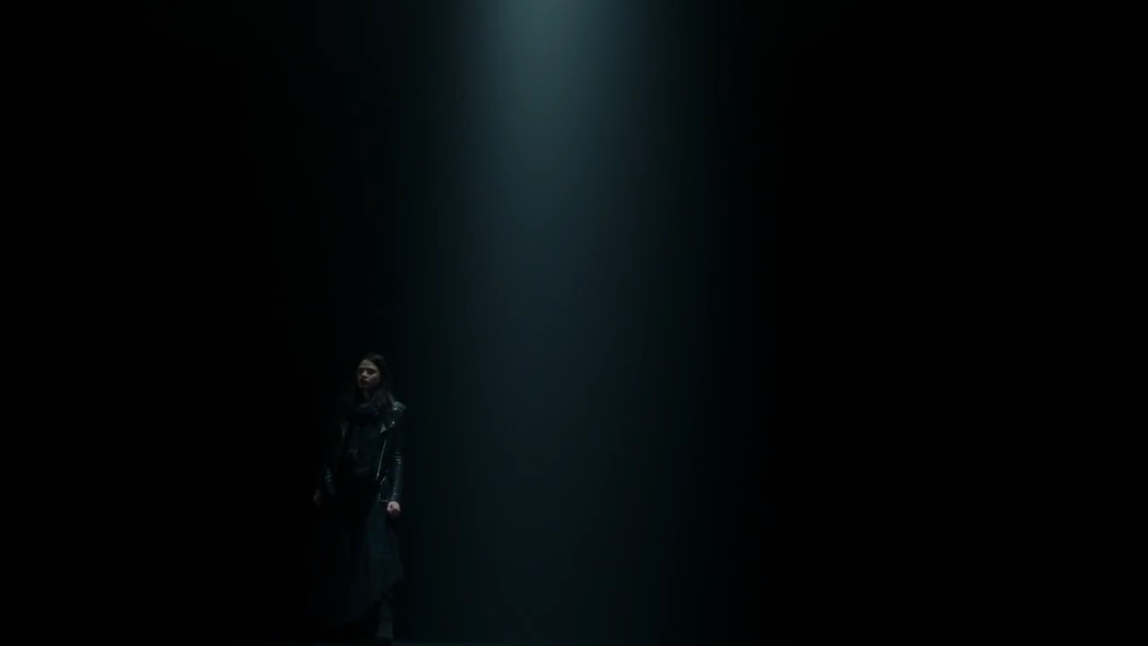 Charmed-Online-dot-nl_Charmed-1x09JingleHell00783.jpg Charmed-Online-dot-nl_Charmed-1x09JingleHell00783.jpg