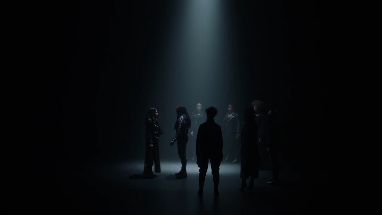 Charmed-Online-dot-nl_Charmed-1x09JingleHell00796.jpg Charmed-Online-dot-nl_Charmed-1x09JingleHell00796.jpg