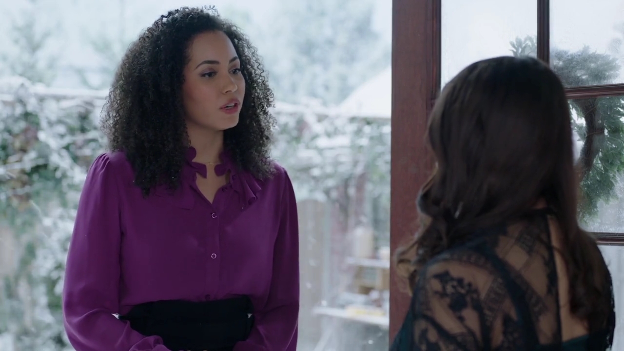 Charmed-Online-dot-nl_Charmed-1x09JingleHell01115.jpg